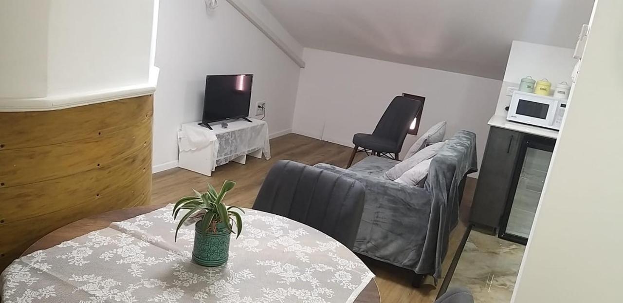 Attic Ben Gurion 42 Apartment Haifa Ngoại thất bức ảnh